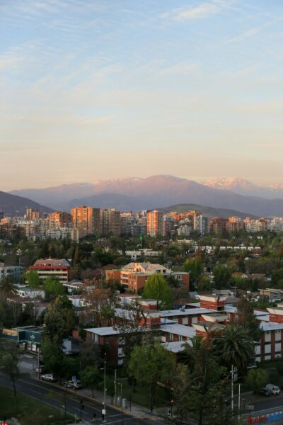 Nivel de vida y bienestar: veinte años de diferencias en Chile