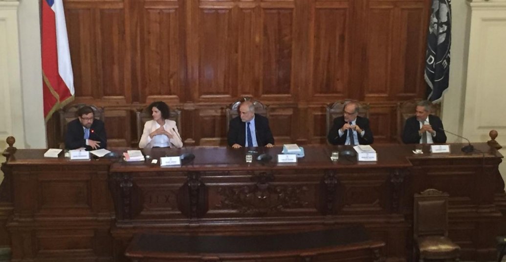 Isabel Aninat comenta libro sobre modernización del Estado