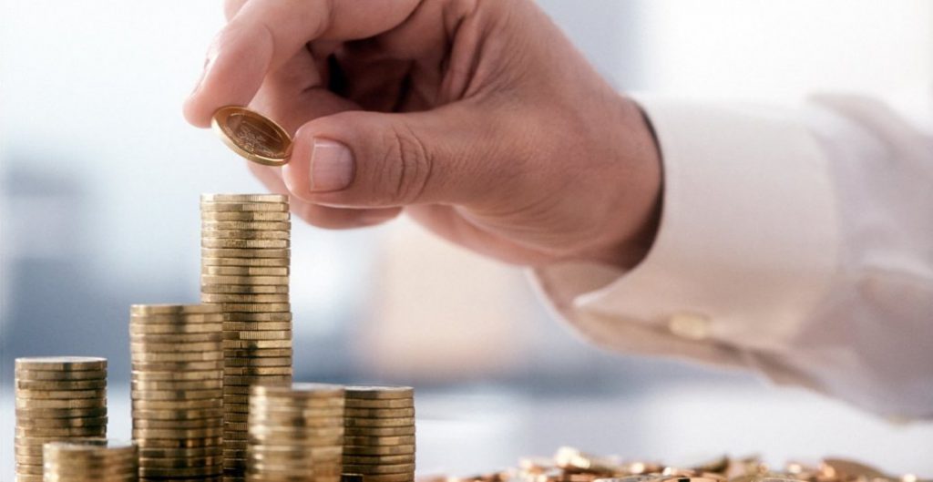 Iniciativa exclusiva económica y responsabilidad fiscal