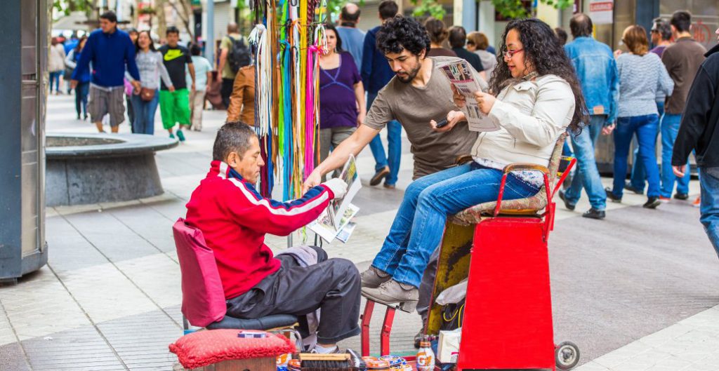 ¿Machistas, xenófobos y autoritarios?: Tradicionalismo y controversias valóricas en Chile