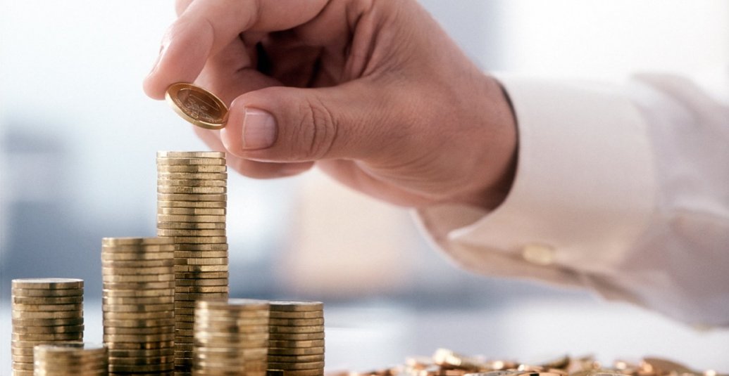 Iniciativa exclusiva económica y responsabilidad fiscal
