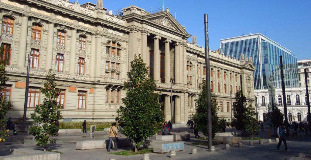 Tribunales y la nueva Constitución