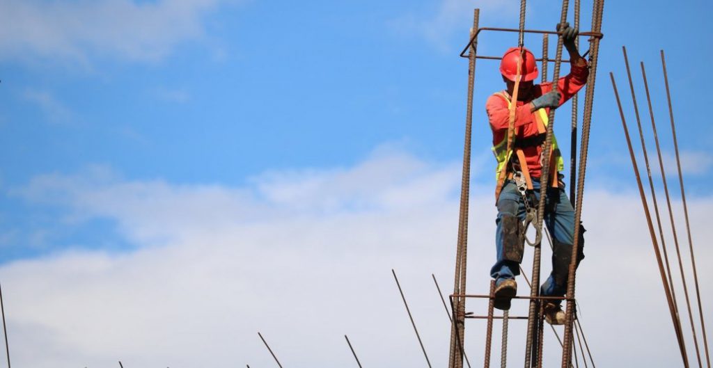 Midiendo la calidad del empleo en Chile: Actualización a febrero de 2022