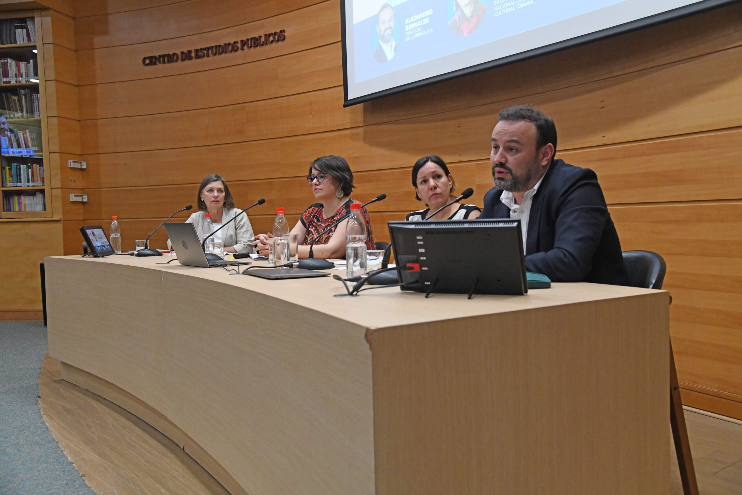 Ministra Brodsky y las líneas maestras del «Plan cultural 2023-2025»