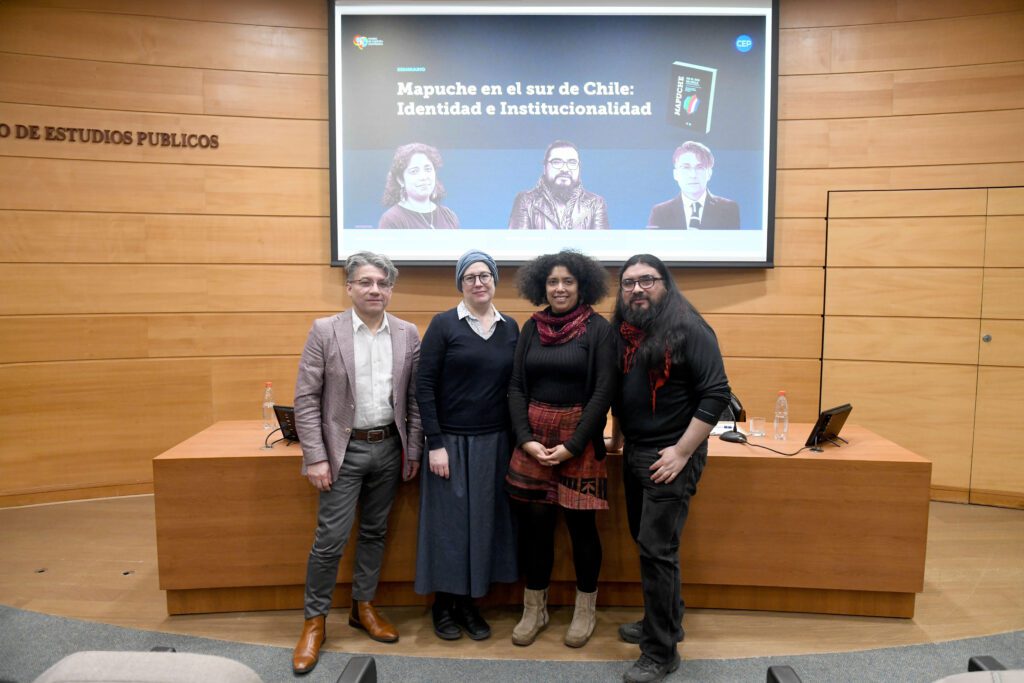 Seminario: «Mapuche en el Sur: Identidad e Institucionalidad»