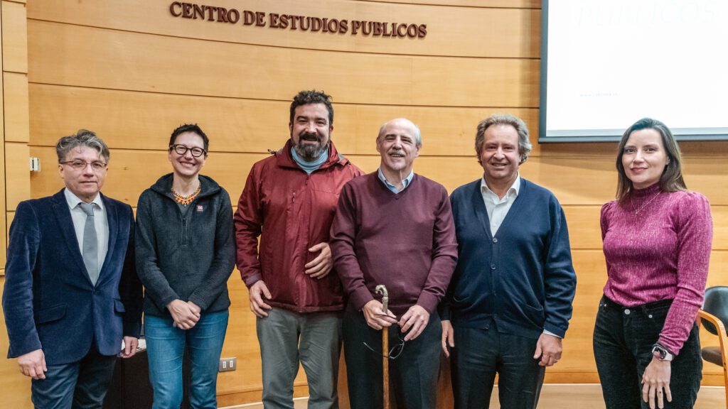 Lanzamiento número especial Estudios Públicos: «300 años de Adam Smith»