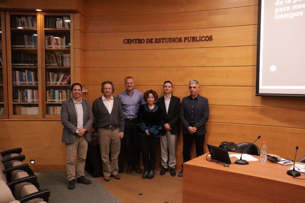 Seminario “Una medición de la pobreza para nuevos tiempos»