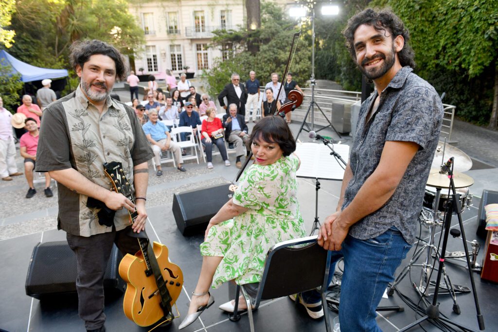 Ciclo Melodías de Verano: Acordes Contracorriente / Ángela Acuña Trío