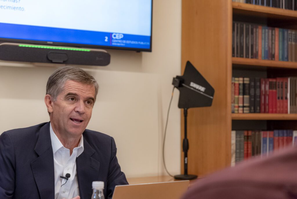 Rodrigo Vergara sobre recorte fiscal y el PIB: “Hay riesgo de una ralentización (…) Pero es un costo que hay que estar dispuesto a pagar”
