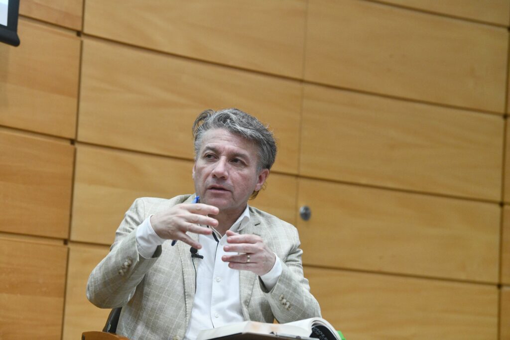 Aldo Mascareño: “El PDG gana porque se muestra políticamente significativo”